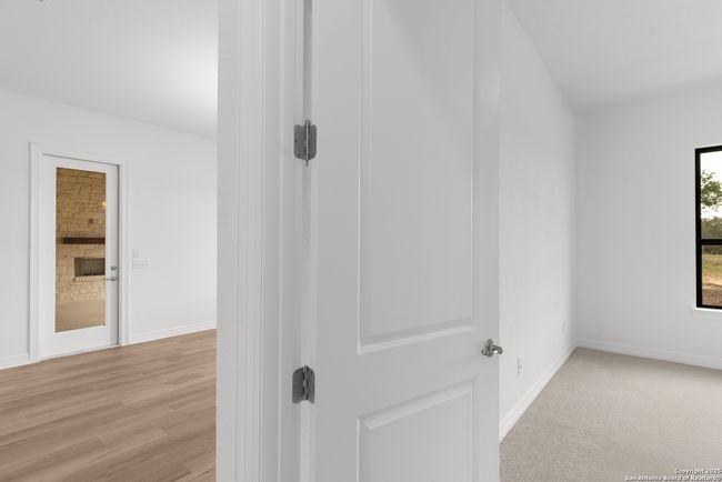8166 Blue Oak, House other with 4 bedrooms, 5 bathrooms and null parking in Garden Ridge TX | Image 44