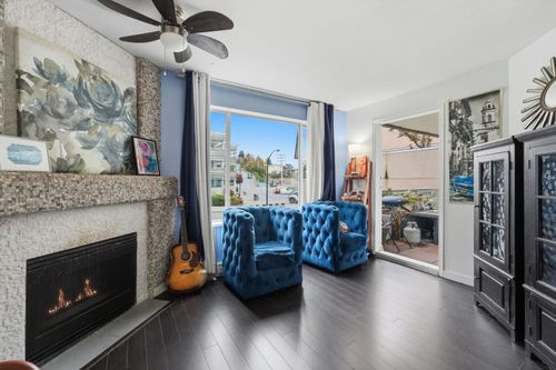 105-1153 Vidal Street, White Rock, BC, V4B3T4 | Card Image