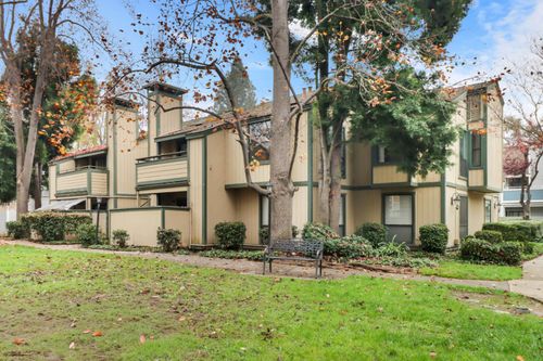 unit-2-600 Del Verde Cir, Sacramento, CA, 95833-3049 | Card Image