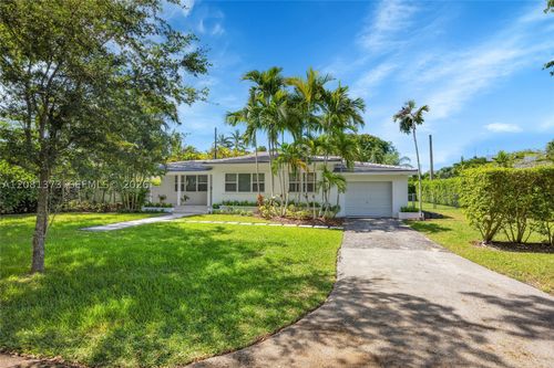 1540 Sarria Ave, Coral Gables, FL, 33146-1055 | Card Image