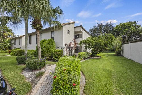 apt-304-9713 N New River Canal Rd, Plantation, FL, 33324-3423 | Card Image