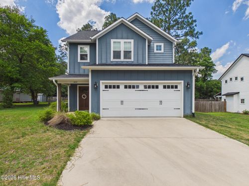 460 Clark St, Southern Pines, NC, 28387-3402 | Card Image