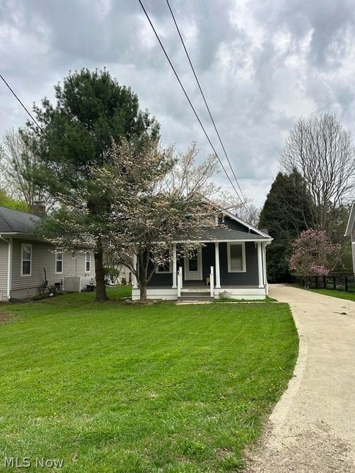 313 Miles Road, Chagrin Falls, OH, 44022 | Card Image