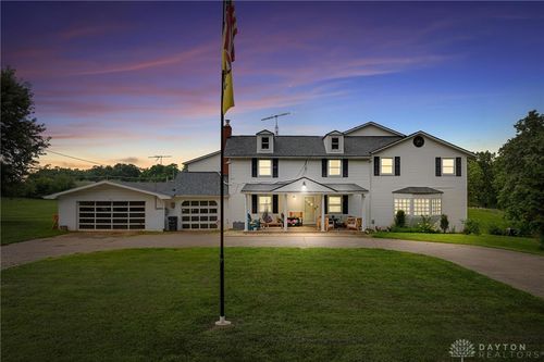 1901 Armstrong Rd, Fairborn, OH, 45324-9734 | Card Image