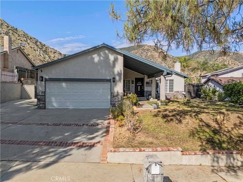 13974 Tucker Ave, Sylmar, CA, 91342-1927 | Card Image
