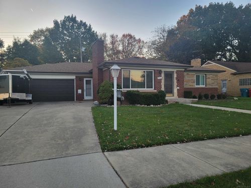 23155 Raven Ave, Eastpointe, MI, 48021-3708 | Card Image