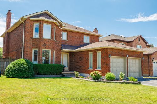 26 Corner Stone Cres, Whitby, ON, L1R1Z4 | Card Image