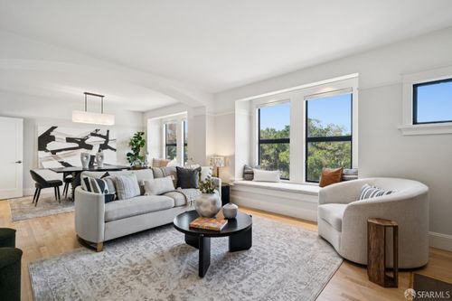 94 Hermosa Ave, Oakland, CA, 94618-2215 | Card Image