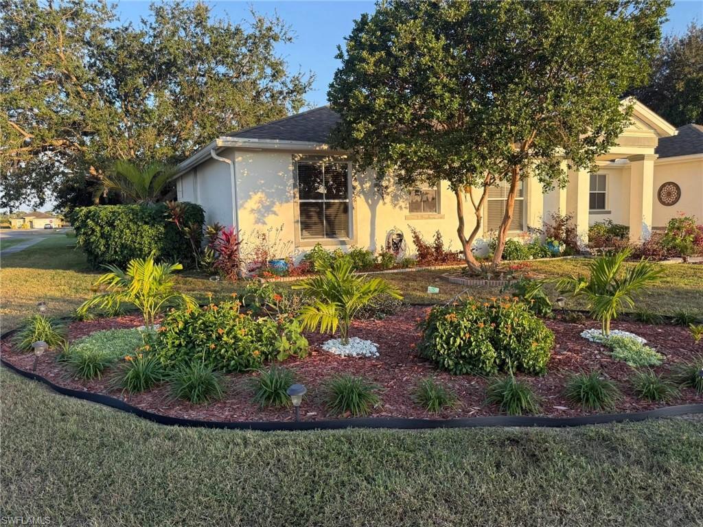 Residential Lease in LEHIGH ACRES