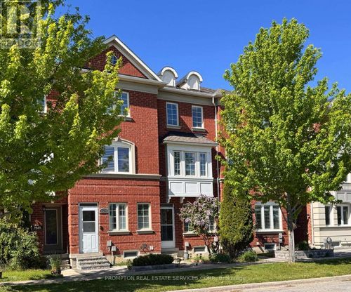 2516 Bur Oak Avenue, Markham (Cornell), ON, L6B1H2 | Card Image
