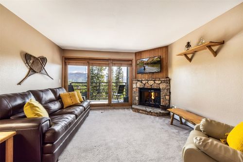 unit-301-89410 Ryan Gulch Rd, SILVERTHORNE, CO, 80498-5272 | Card Image