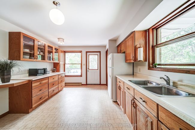 5205 10 Th Sideroad, House other with 5 bedrooms, 2 bathrooms and 20 parking in Cookstown ON | Image 8