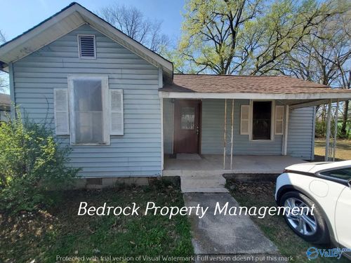 517 12th Ave Nw, Decatur, AL, 35601-1127 | Card Image