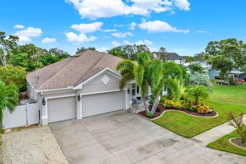 620 Baynard Drive, TARPON SPRINGS, FL, 34689 | Card Image