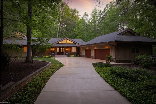 501 W Poplar Ridge Ct, Greensboro, NC, 27455-8331 | Card Image
