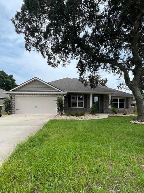 120 Moriarty St Nw, Fort Walton Beach, FL, 32548-4310 | Card Image