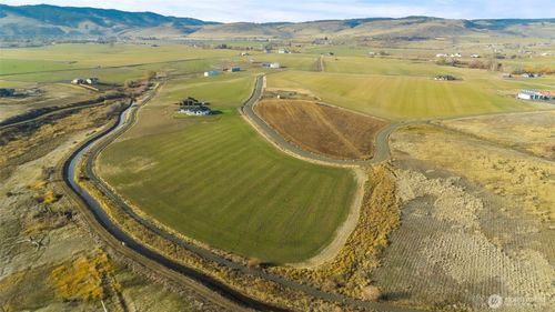 1681 Edge Bluff Loop, Ellensburg, WA, 98926-6717 | Card Image