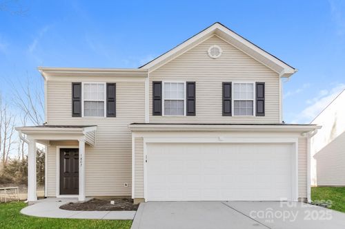 1807 Long Paw Ln, Charlotte, NC, 28214-6800 | Card Image