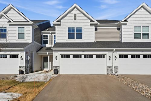 1927 Prospect Ln, Carver, MN, 55315-5510 | Card Image