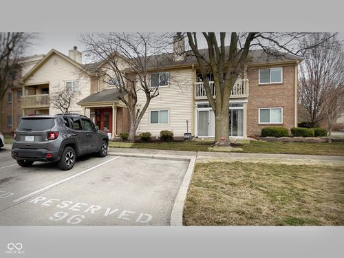 unit-8-12555 Timber Creek Dr, Carmel, IN, 46032-7558 | Card Image