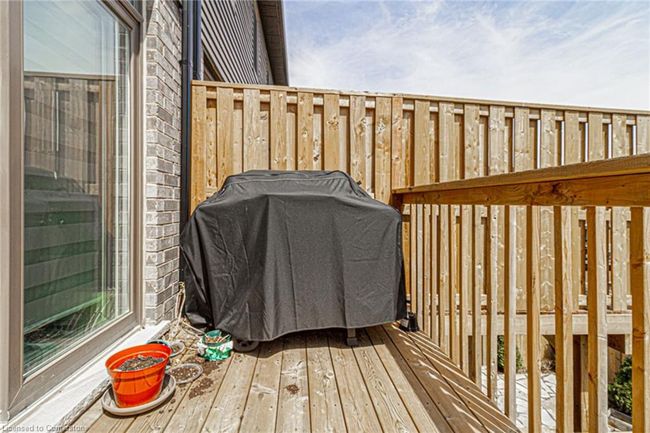 61 - 61 Soho St, Townhouse with 3 bedrooms, 3 bathrooms and 2 parking in Stoney Creek ON | Image 35