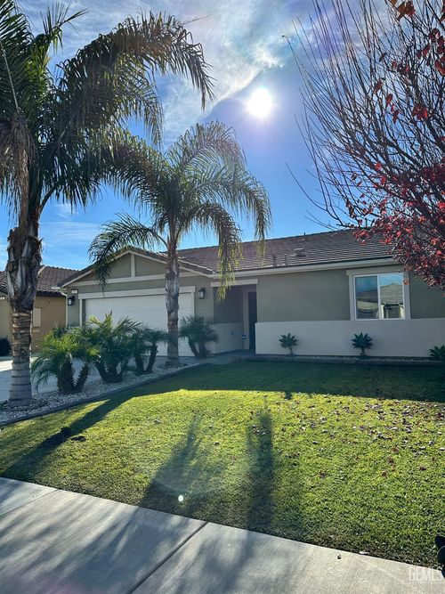 317 Welch Ave, Bakersfield, CA, 93307-3756 | Card Image