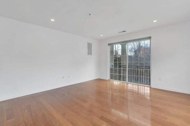 APT-212 - 443 2 Nd St, Condo with 2 bedrooms, 2 bathrooms and null parking in Jersey City NJ | Image 8
