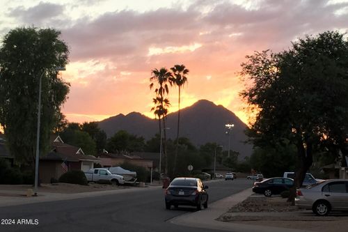 8232 E Valley View Rd, Scottsdale, AZ, 85250-6620 | Card Image