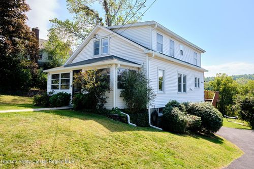 16 Sunset Rd, Kerhonkson, NY, 12446-3116 | Card Image
