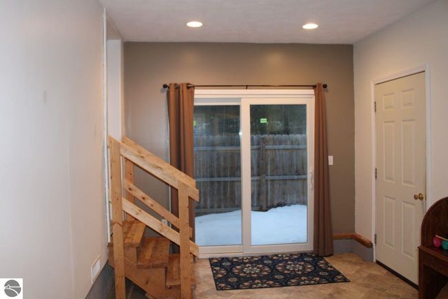 2071 Driftwood Ln Ne, House other with 3 bedrooms, 2 bathrooms and null parking in Kalkaska MI | Image 11