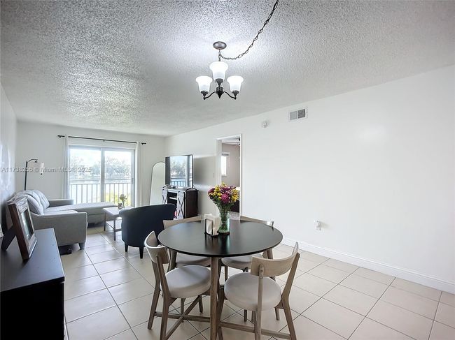APT-308 - 9915 W Okeechobee Rd, Condo with 2 bedrooms, 2 bathrooms and null parking in Hialeah Gardens FL | Image 8