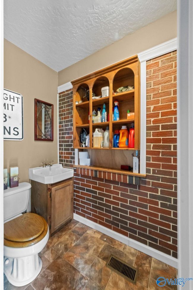 614 Davis Dr, House other with 3 bedrooms, 4 bathrooms and null parking in Glencoe AL | Image 41