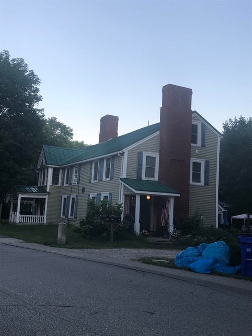 91 Winter St, Exeter, NH, 03833-2045 | Card Image