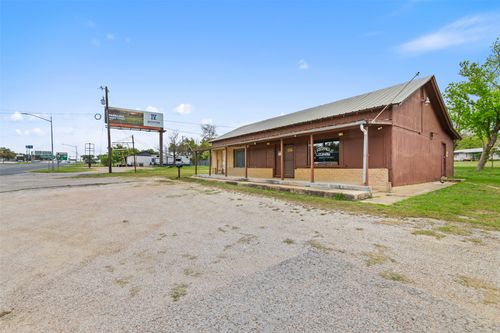 201 N Us Highway 281, Johnson City, TX, 78636 | Card Image