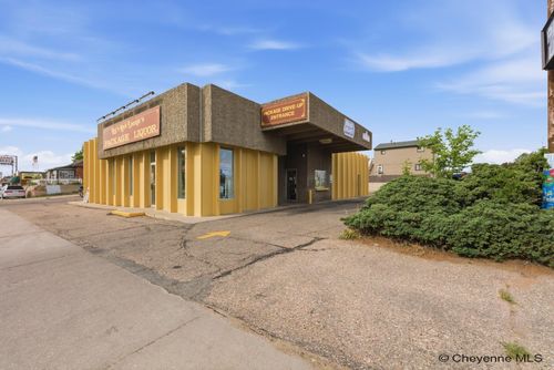 822 Central Ave, Cheyenne, WY, 82007-1302 | Card Image