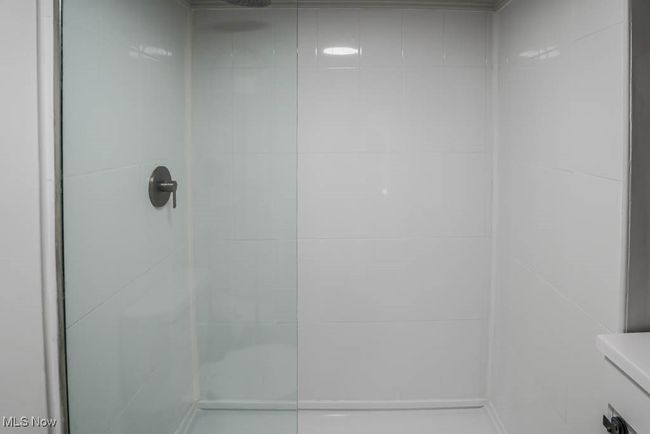 Master Bathroom | Image 34