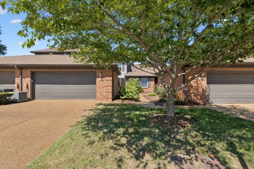 124 Hearthstone Manor Cir, Brentwood, TN, 37027-4344 | Card Image