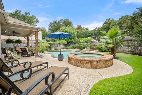 1215 Boerne Dr, Cedar Park, TX, 78613-5944 | Card Image
