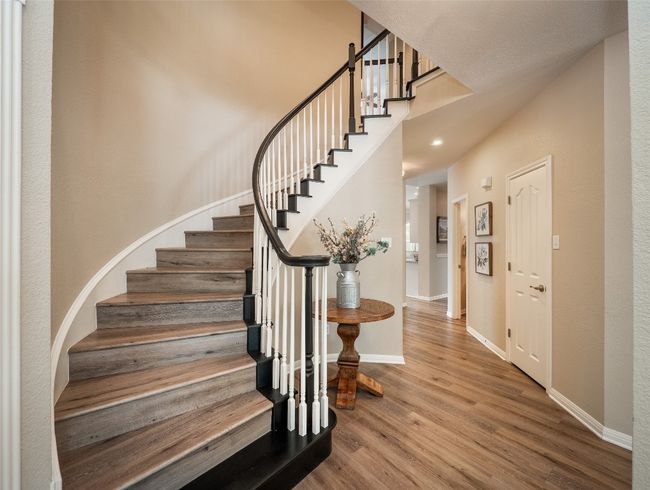 401 Kimra Cv, House other with 5 bedrooms, 5 bathrooms and null parking in Georgetown TX | Image 20
