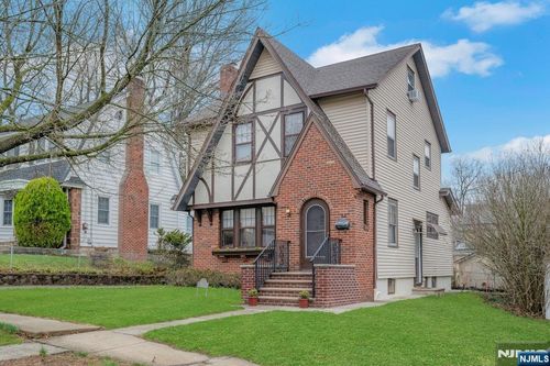 52 Morningside Rd, Verona, NJ, 07044-1423 | Card Image