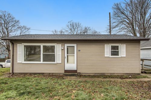 401 W Clinton St, Augusta, MI, 49012-9724 | Card Image