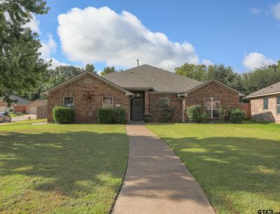 2575 Meadowland Court, House other with 4 bedrooms, 2 bathrooms and null parking in Tyler TX | Image 2