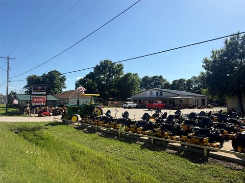 1521 N State Highway 121, Bonham, TX, 75418-5905 | Card Image