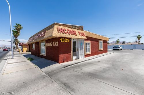 1329 S Eastern Ave, Las Vegas, NV, 89104-3901 | Card Image