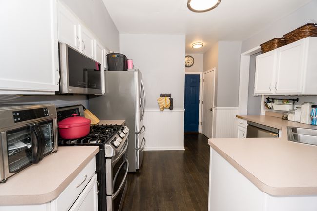 0 - 1176 Delta Dr, Townhouse with 2 bedrooms, 3 bathrooms and 2 parking in Elgin IL | Image 11