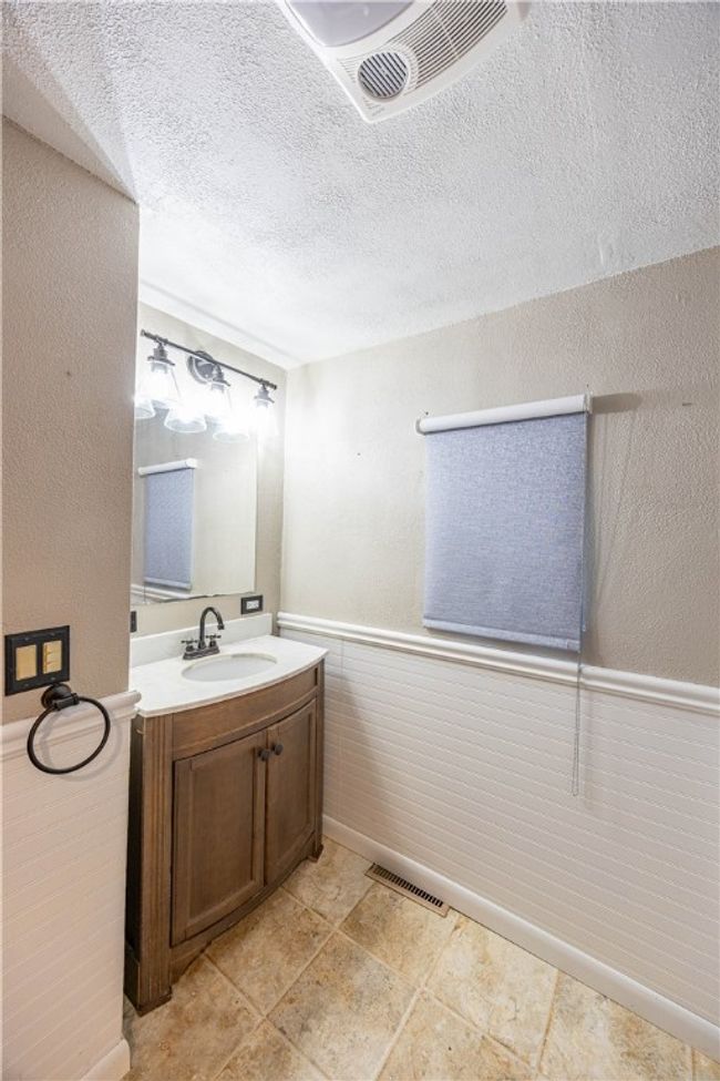 1248 Hyde Park Rd, House other with 3 bedrooms, 2 bathrooms and 4 parking in Allegheny Twp - WML PA | Image 16