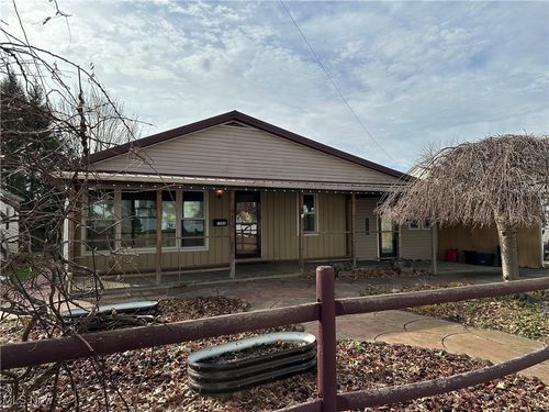 1806 Foley Ave, Parkersburg, WV, 26104-1915 | Card Image