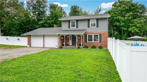 543 Briarcliff Ave, Alliance, OH, 44601-2119 | Card Image