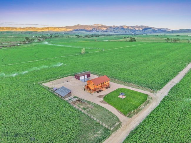 17 Texs Loop, House other with 4 bedrooms, 3 bathrooms and null parking in Alder MT | Image 52