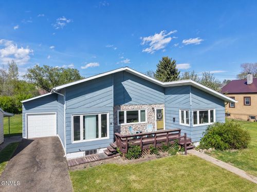 508 2nd Ave, Washburn, ND, 58577-4236 | Card Image
